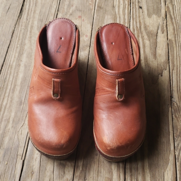 Shoes - Vintage Leather and Wood Clog